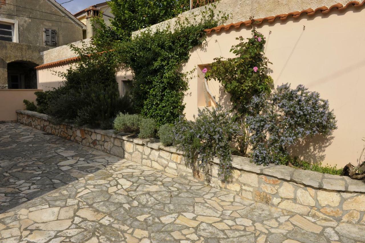 Vila Grandpa Mate House Dragove Exteriér fotografie